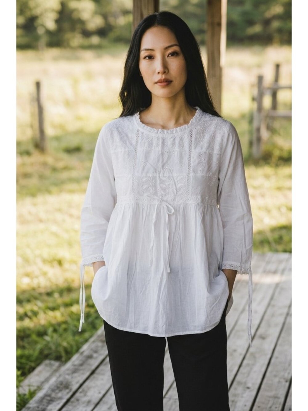 Prairie Feminine Cottage Babydoll Tunic Top Medium White Embroidery Lace Peasant